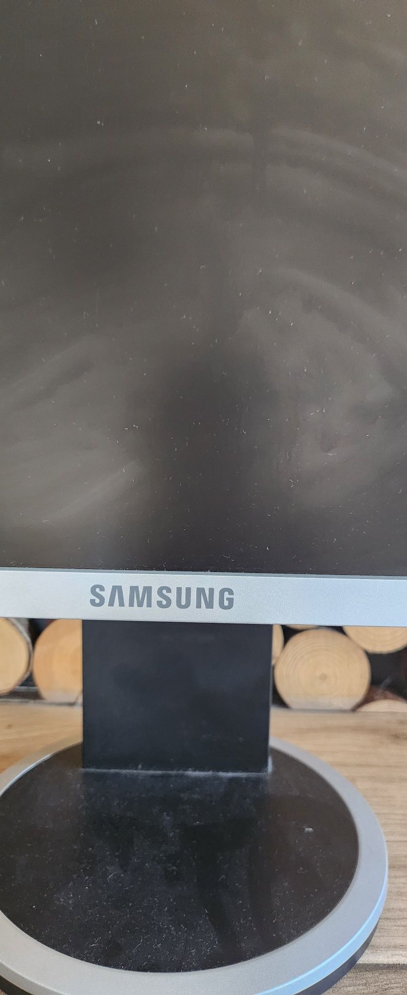 Monitor Samsung 19 cali