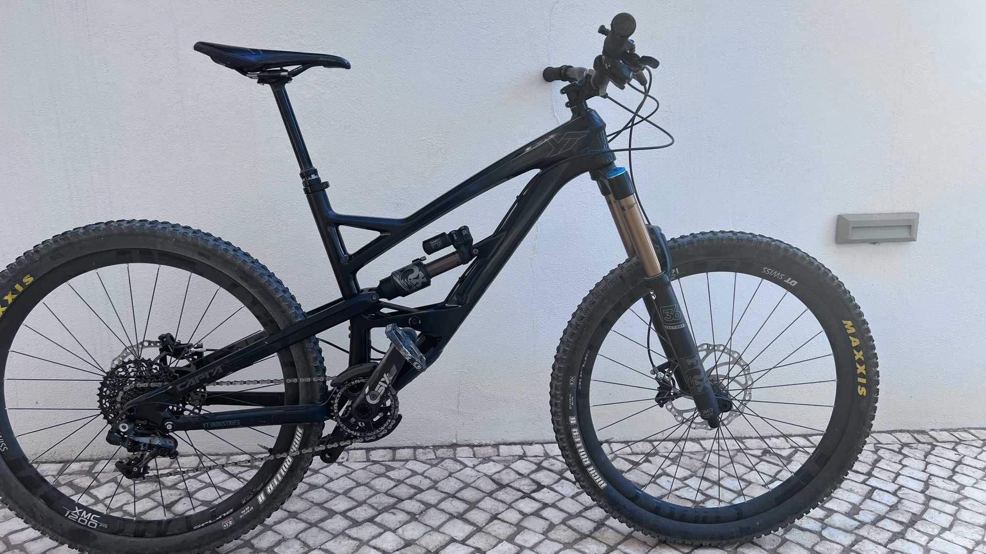 Bicicleta MTB YT Capra