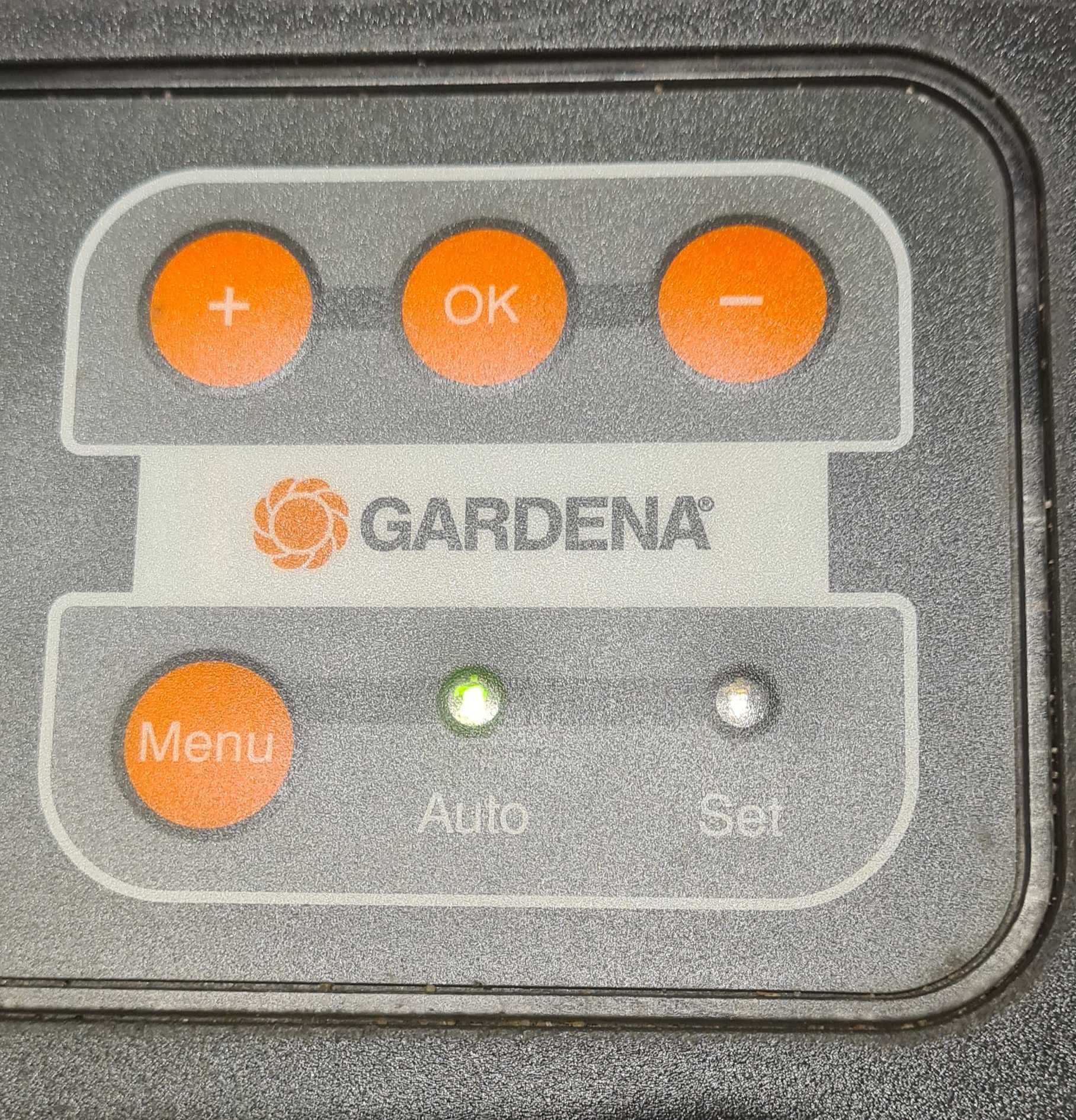 Gardena Zraszacz solarny Aqua Contour automatic