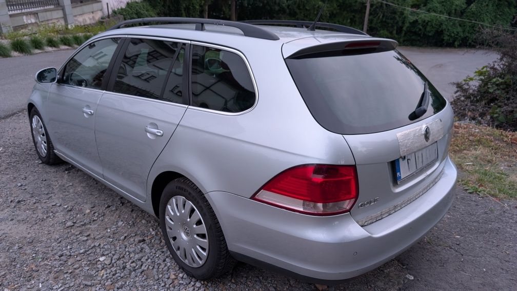 Golf 5 1.6 MPI + LPG  świetnie jeździ bogate wyposażenie tanio