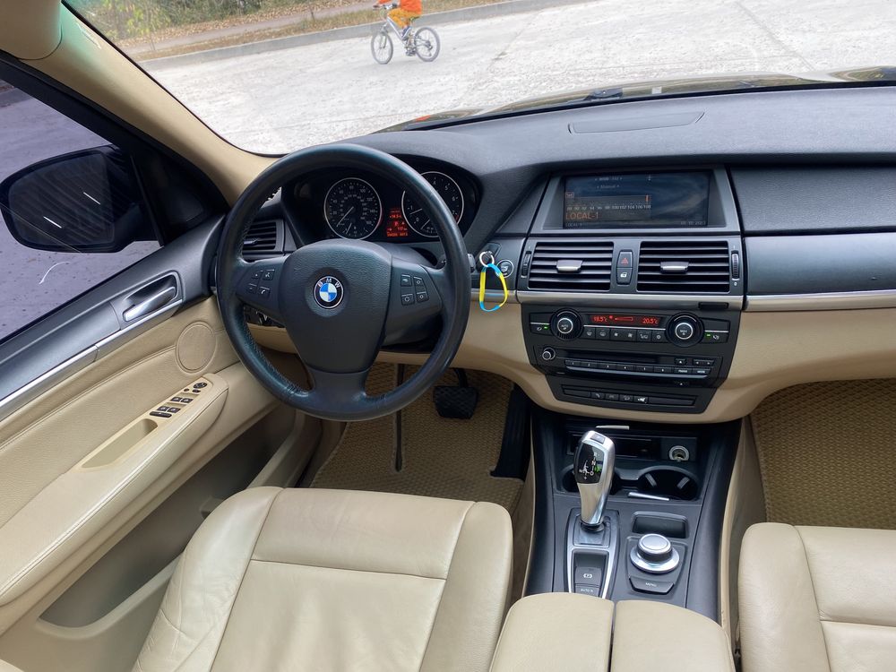 BMW X5 E70 Xdrive 3.0i