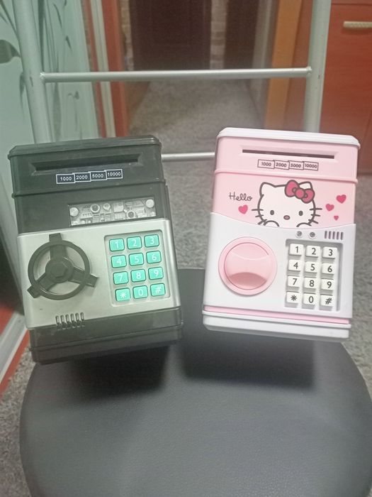 Продам детский сейф