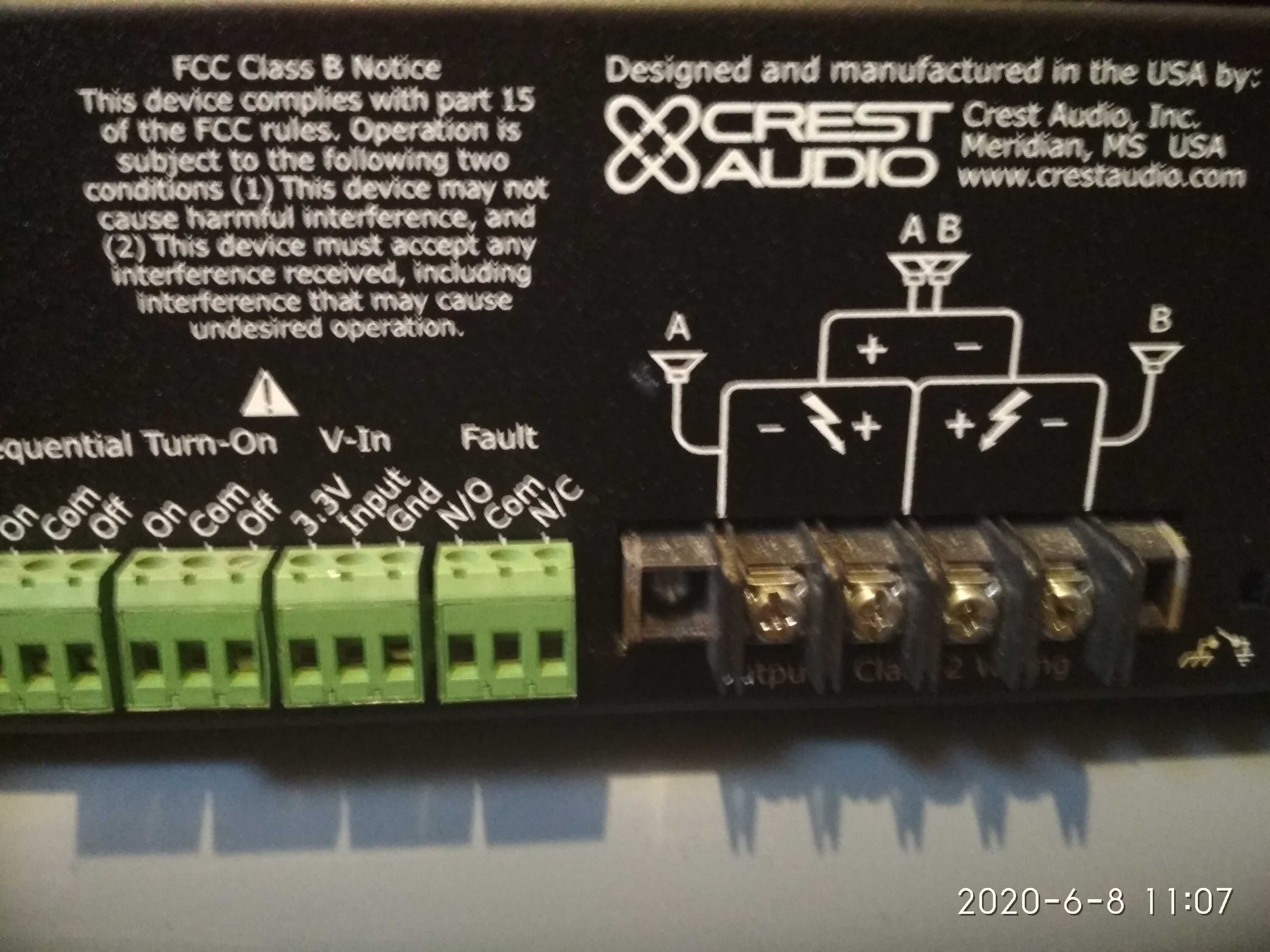 Wzmacniacz 200W do systemów nagłośniających.