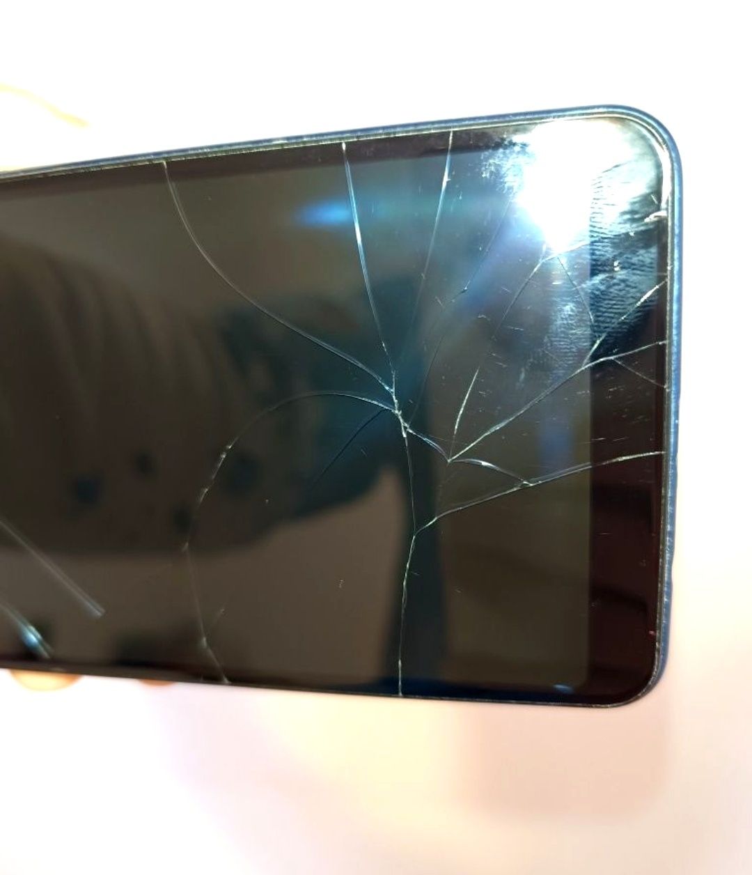 Samsung Galaxy A7 2018 - stan używany,działa