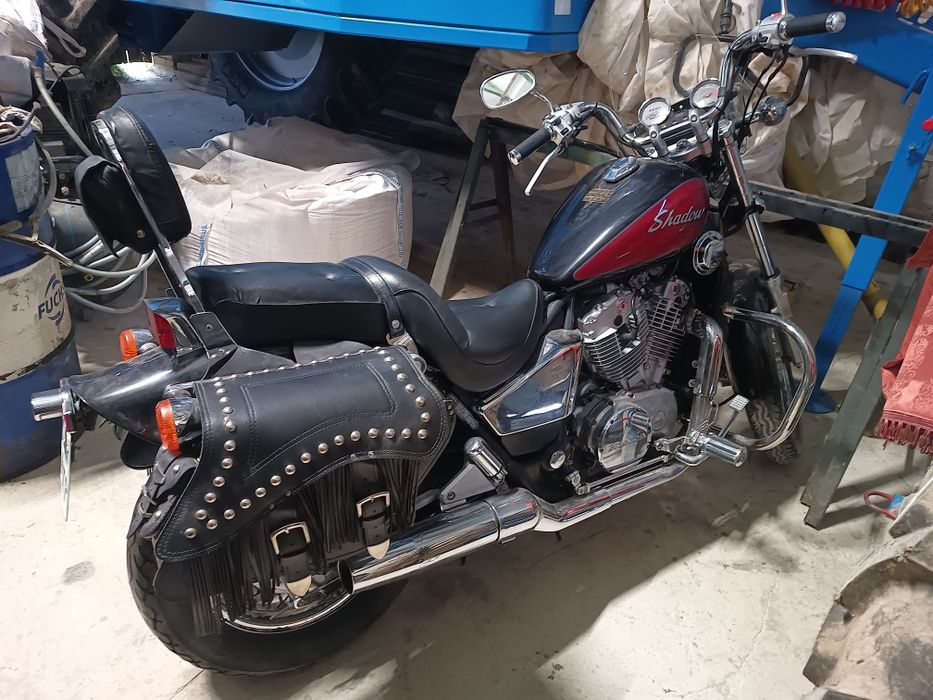 Honda Shadow VT800
