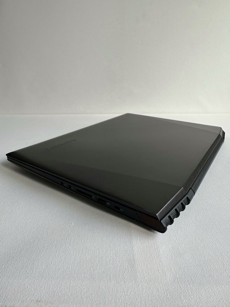 Игровой Lenovo Y50-70