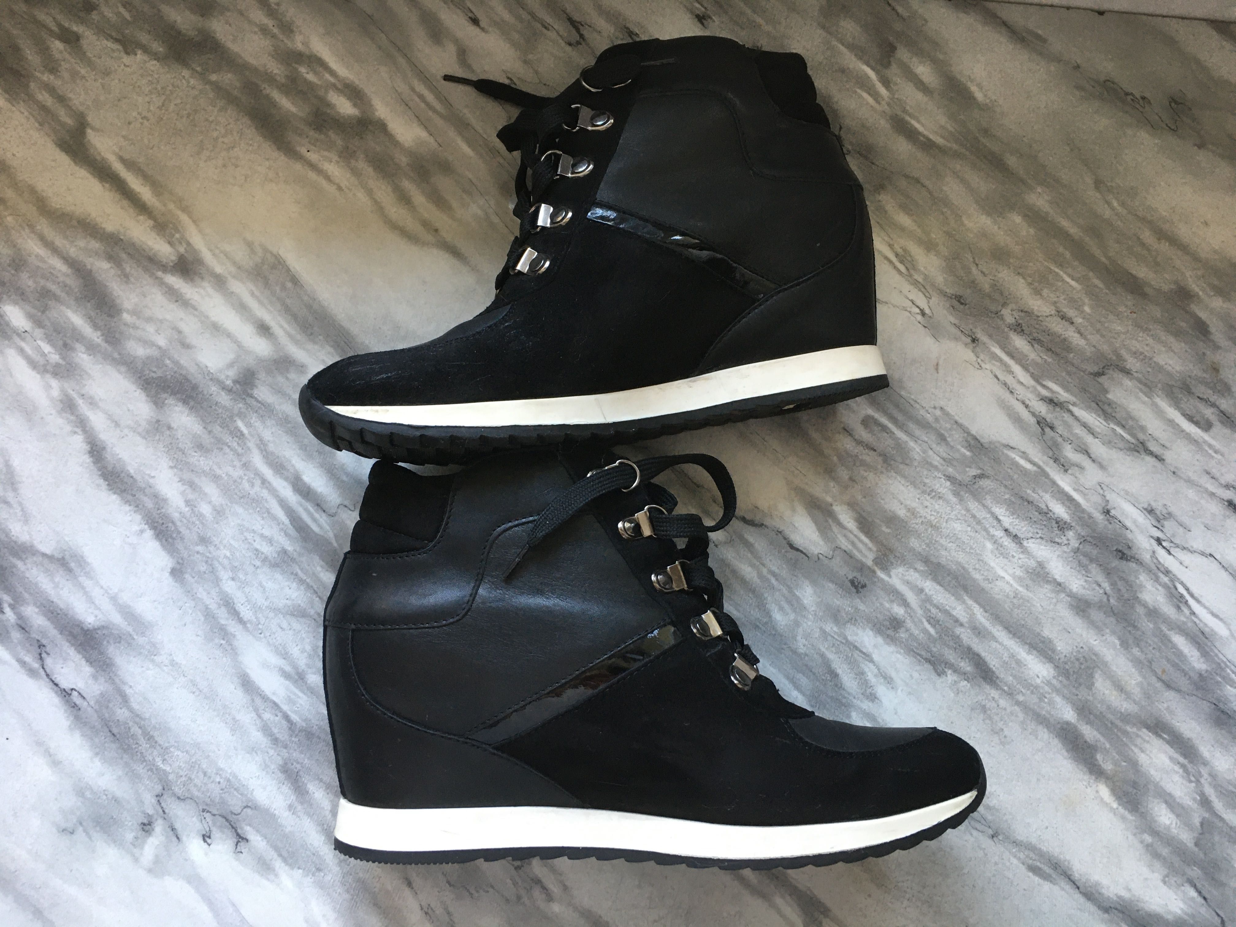 Sneakersy Gino Rossi