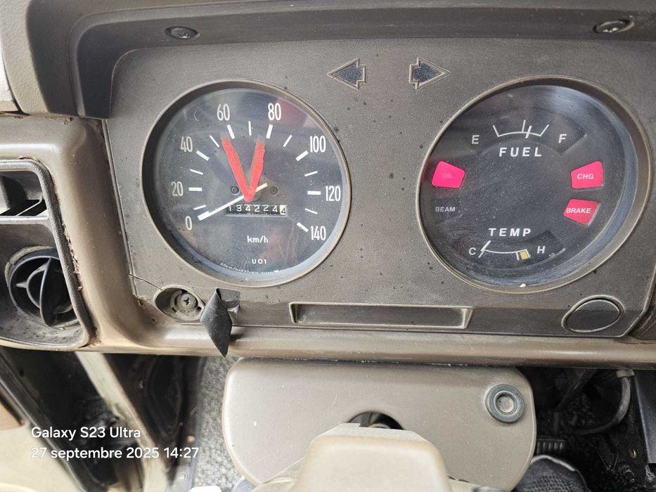 Toyota Dyna de 1980 com 136000 kms de origem motor UB 30