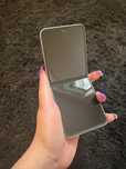 Samsung Galaxy Z Flip 6 5G 12GB/512GB wciąż na gwarancji