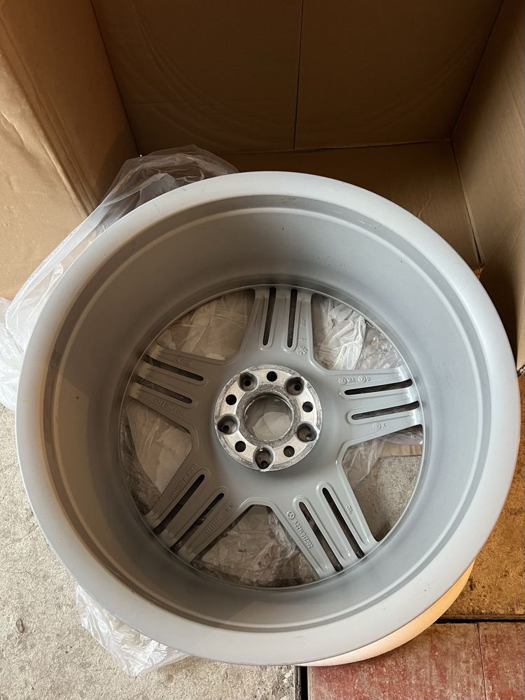 Оригінальні Диски Mercedes S-class W221 R19 S63 A2214017302