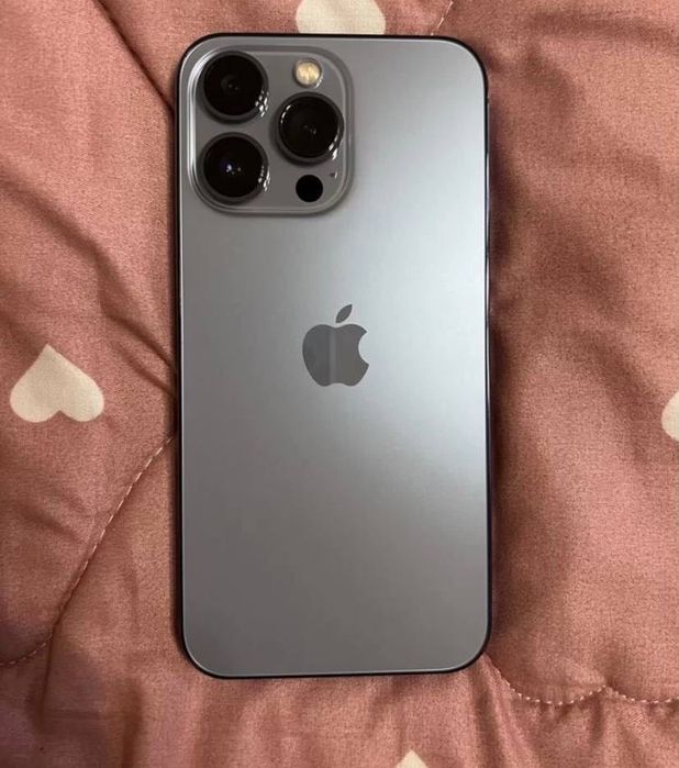 Продам iPhone 13 Pro 256 срочно
