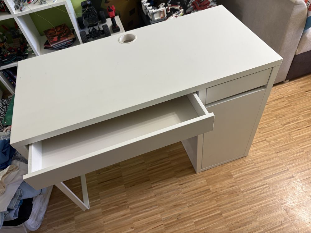 Sprzedam biurko Ikea z krzesłem