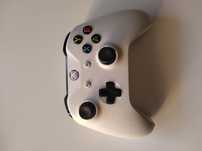 pad Xbox one biały