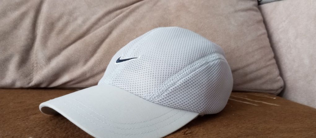 Кепка Nike Challenge Court  Blanca Malla Completa Mini Swoosh Vintage