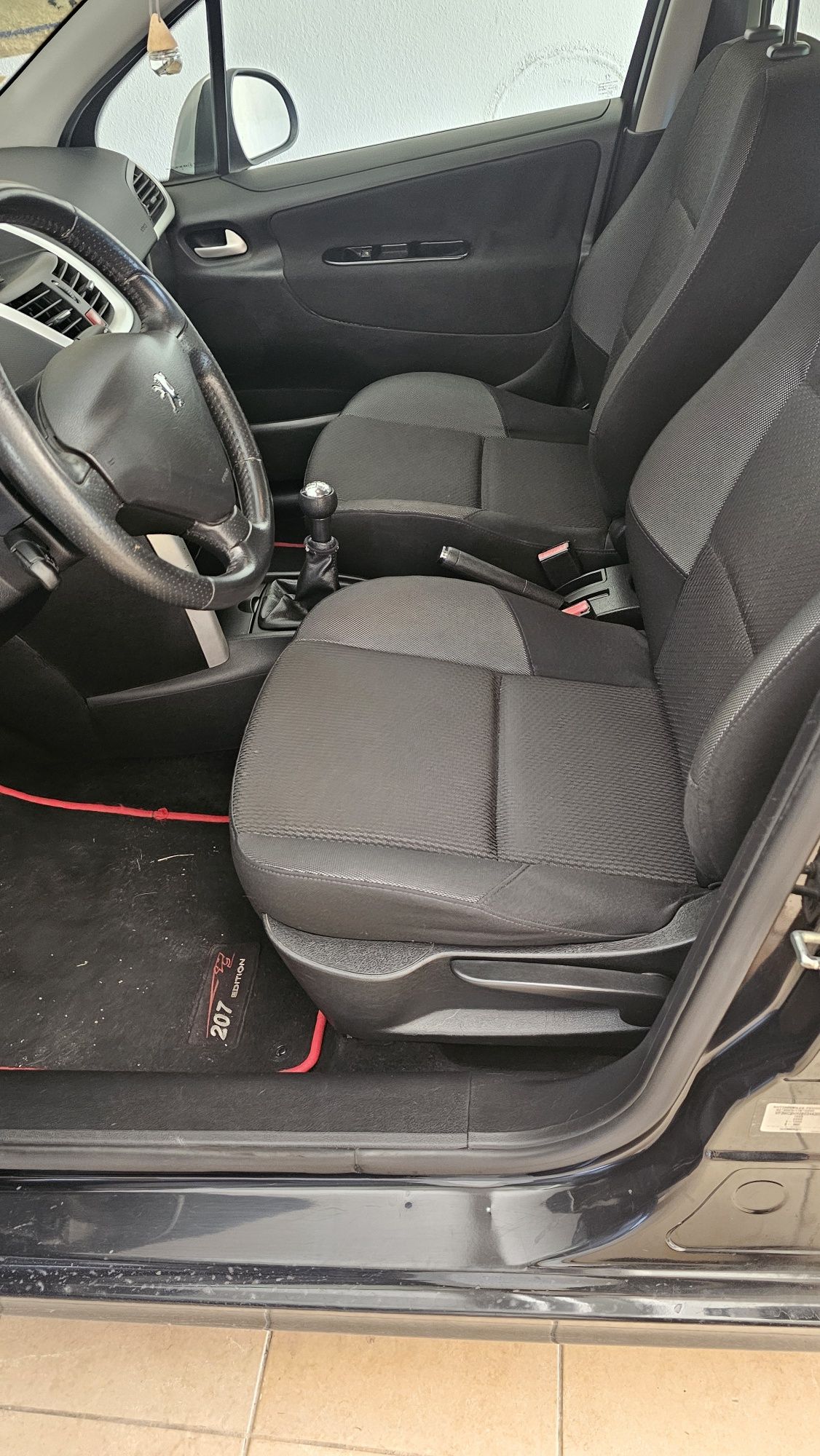 Vendo peugeot 207 sportium,
