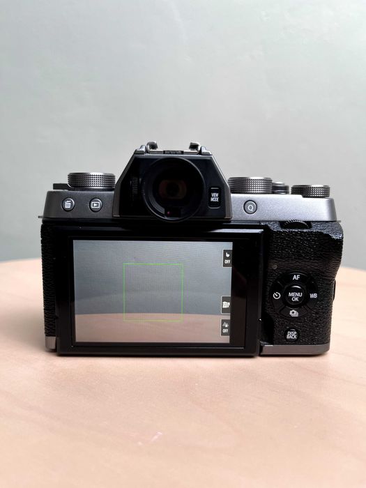 Fujifilm X-T100 + Obiektyw XC 15–45mm + Akcesoria