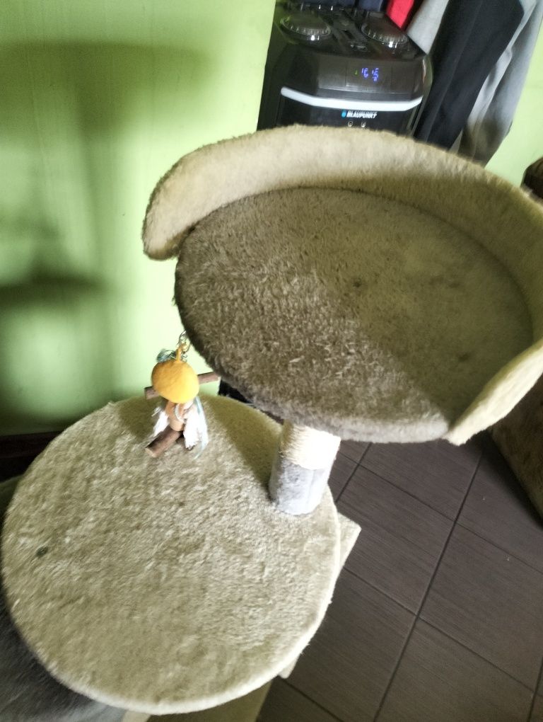 Domek dla kotka trzypiętrowy