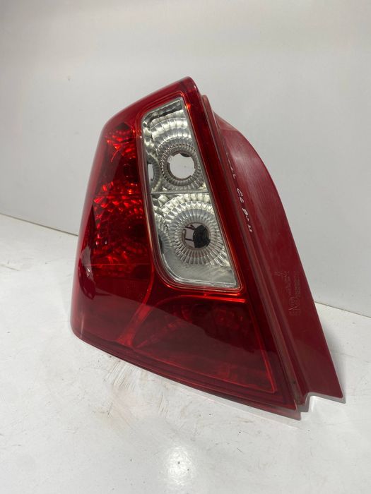 Лівий ліхтар стоп шевролет нубіра chevrolet nubira седан ліхтар зад