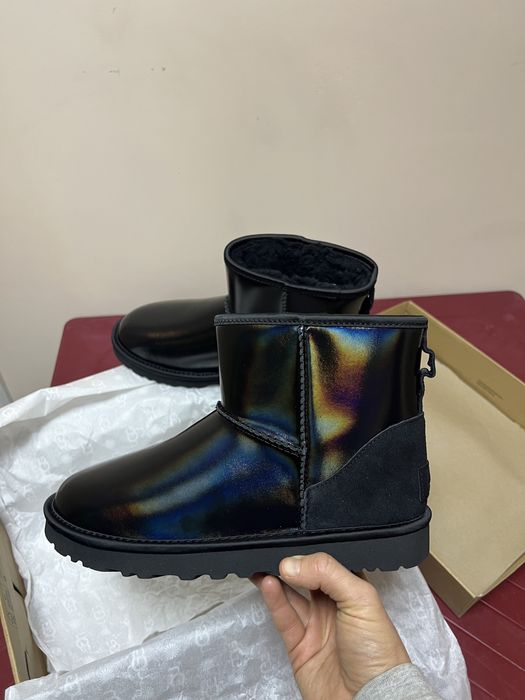 Чорні уггі UGG Classic mini Iridescent оригінальні теплі черевики