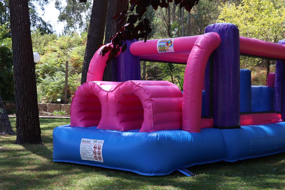 Insuflável Obstáculos Rosa  LOW COAST