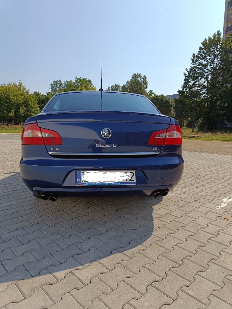 Skoda Superb 3.6 260 km 4x4