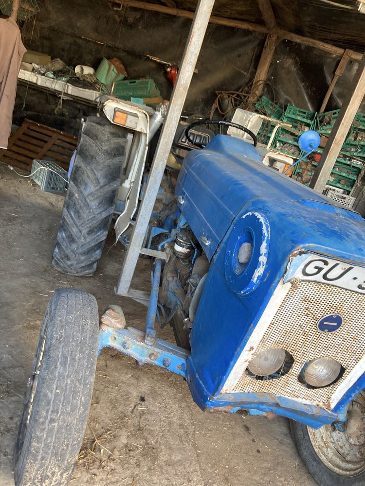 Limpeza de terrenos com trator 45cv roçagem, frese, escraficador
