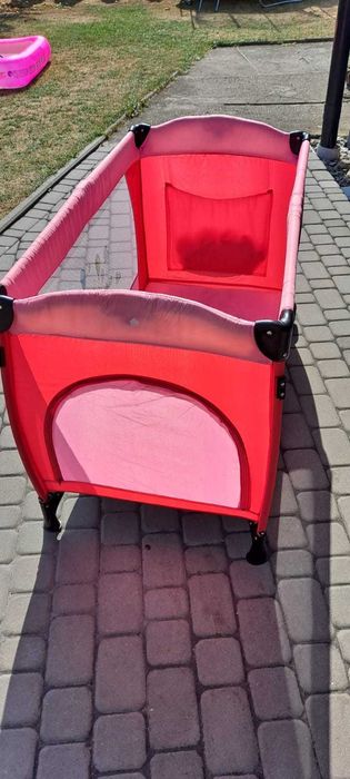 Łóżeczko turystyczne