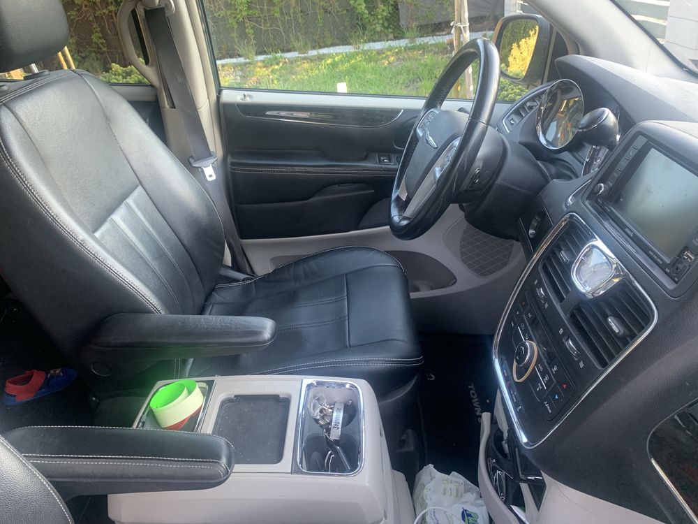 Chrysler Town&Country 2013