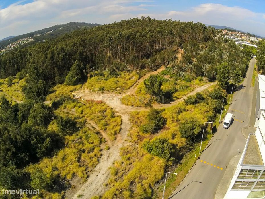 Terreno de Construção em Vila Nova de Farmalicão