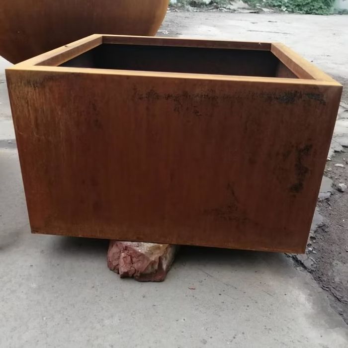 Vasos em aço korten - com ou sem plantas