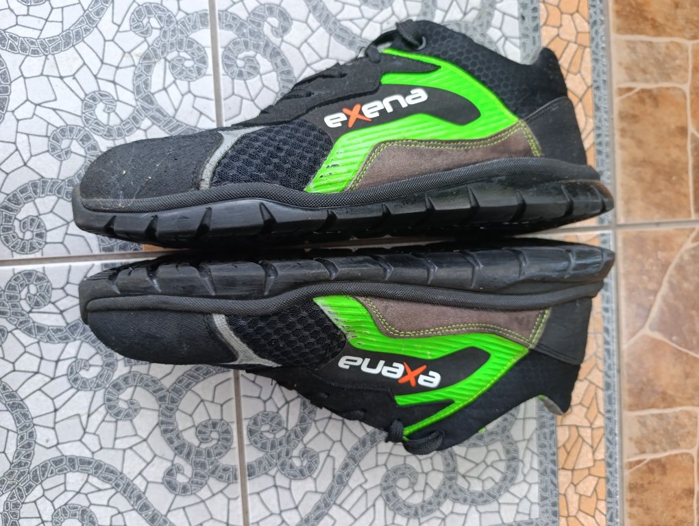 Exena 46p. Чоловічі робочі кросівки.