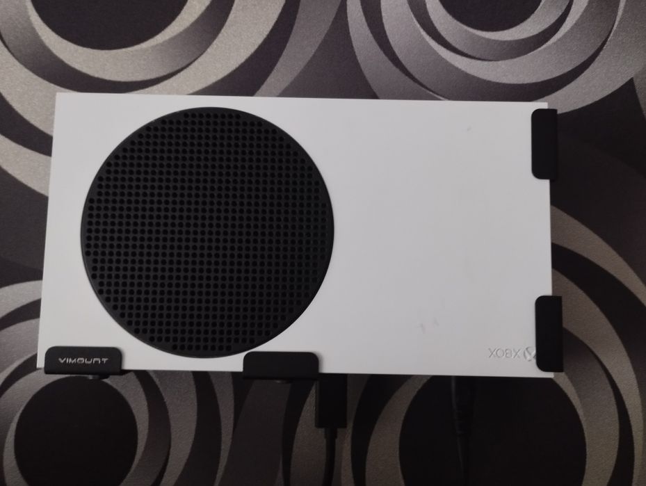 Xbox series S 512гб та 2 геймпади