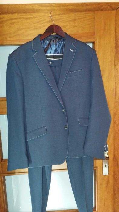 Garnitur niebieski rozmiar 60/182.