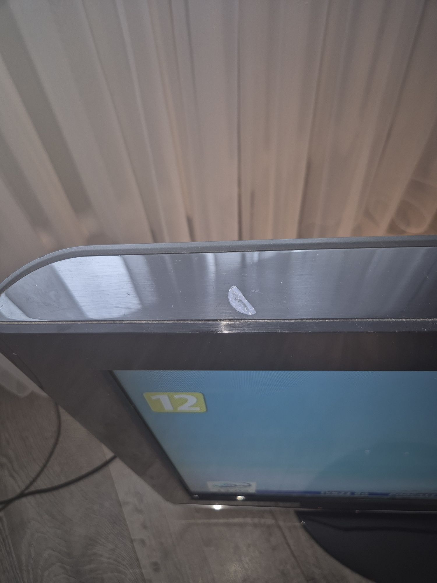 Telewizora LG 37"