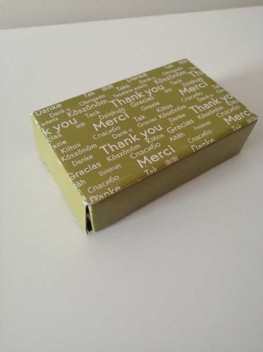 Bateria zewnętrzna (powerbank) z lusterkiem