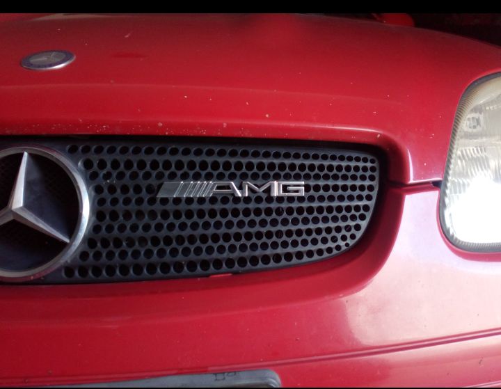 Emblema grelha AMG panamericana Mercedes AMG gt