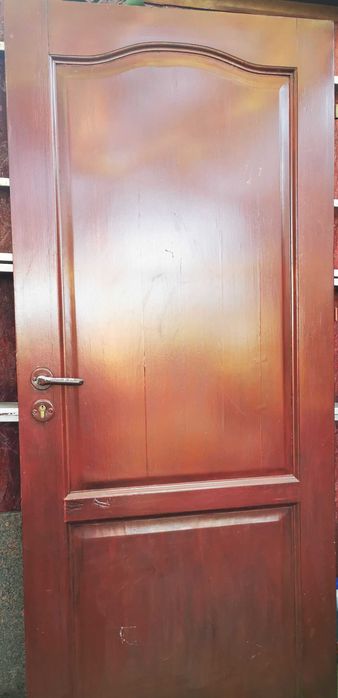 Drzwi zewnętrzne drewniane