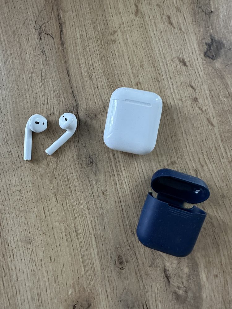 Airpods apple оригінал з коробкою в робочому стані