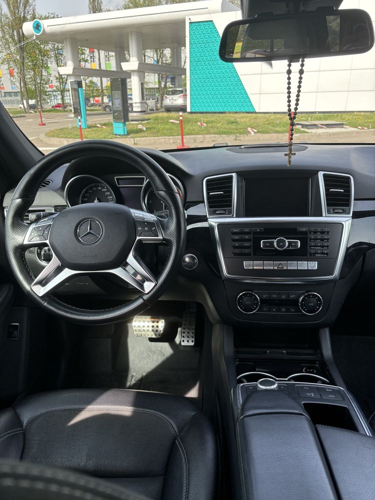 Mercedes-Benz ML250