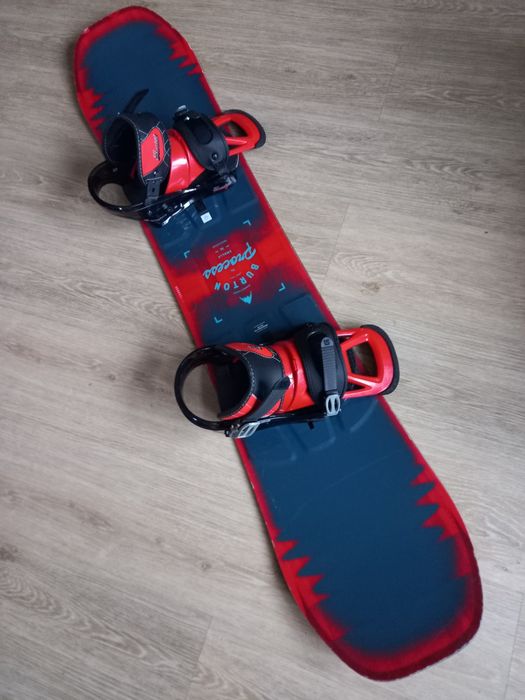 Deska snowboardowa burton 134 cm  wiazania burton j nowe