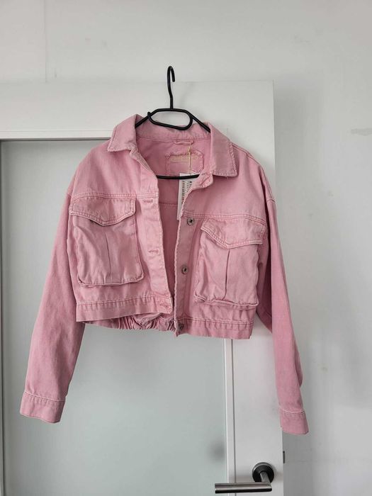 Рожева джинсова куртка розміру М-Л бренду Amisu