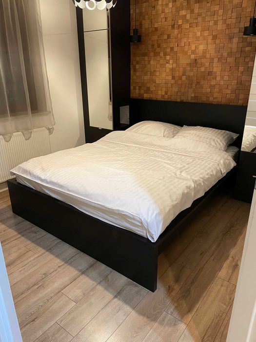 Łóżko Ikea 160x200 kompletne z materacem sprężynowym kieszonkowym