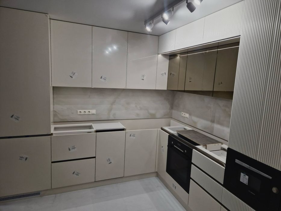 Кухні під замовлення, кухня под заказ, мебель под заказ, меблі під зам