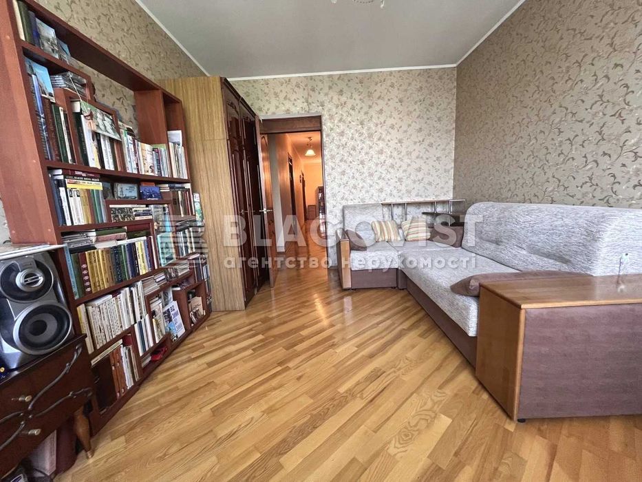 Продаж 3-х кімн Старонаводницька 8, Печерськ ,Центр