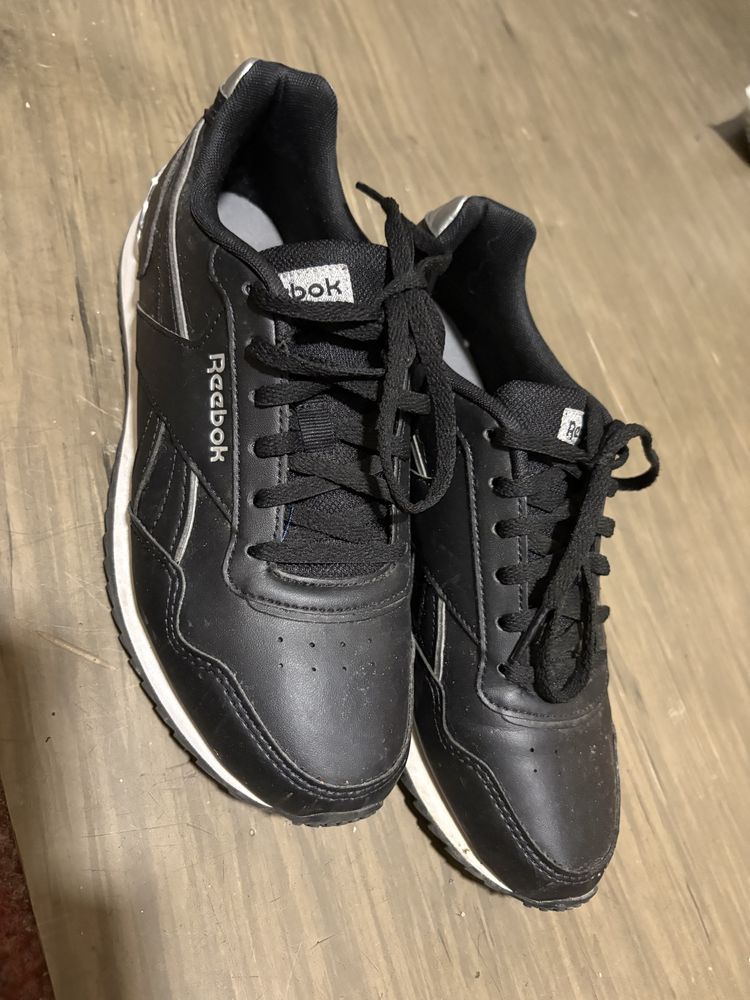 Buty Reebok Classic czarne – rozmiar 39