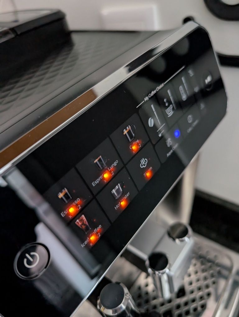 Máquina Café Philips 3300