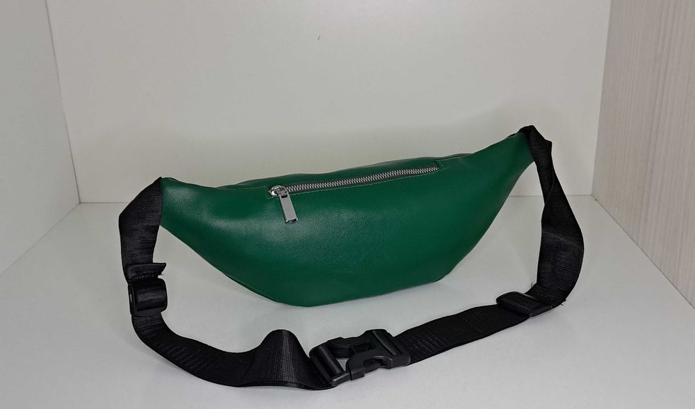 Сумка бананка женская экокожа.