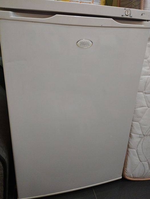 Морозильна камера холодильник