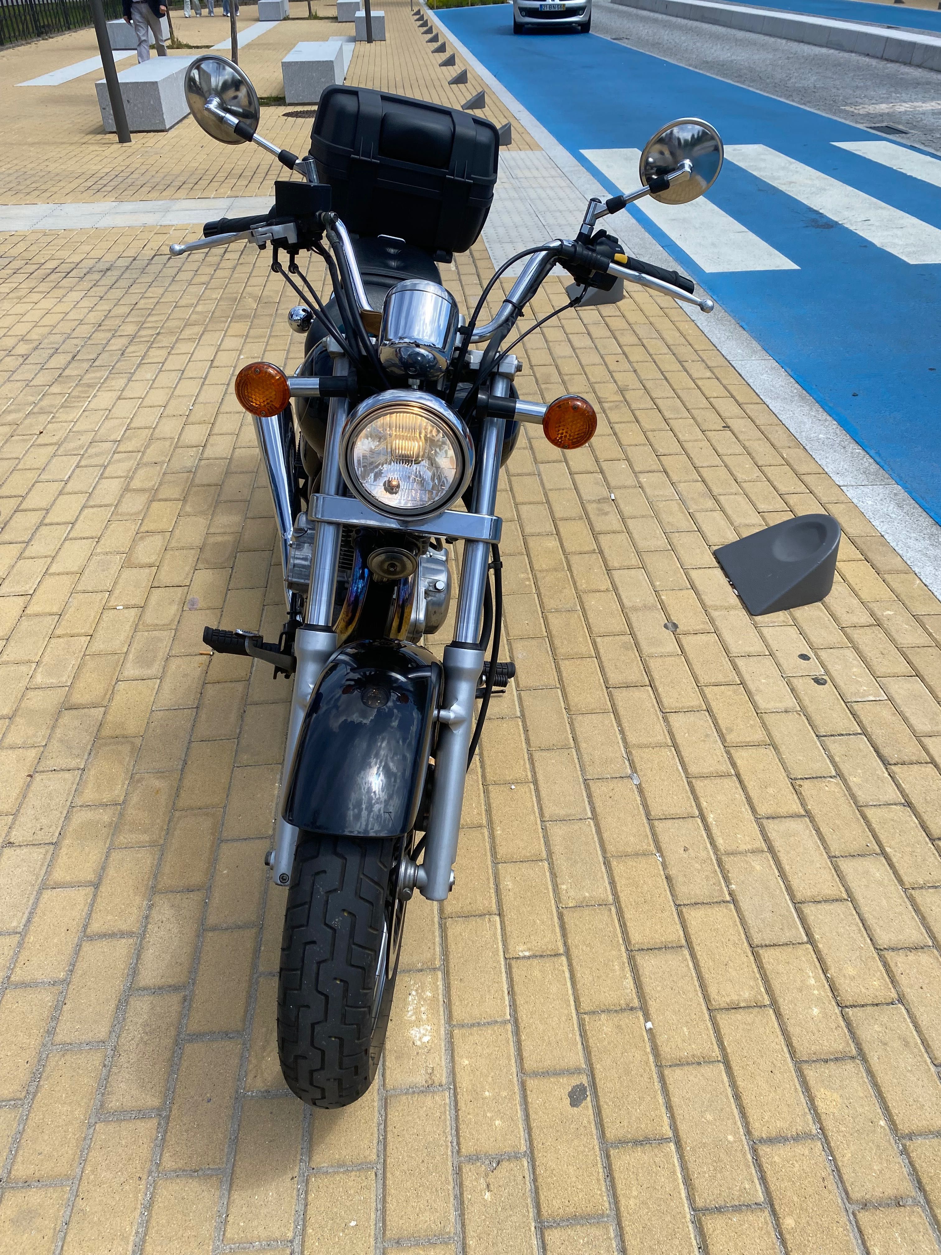 Suzuki Marauder 250 cc