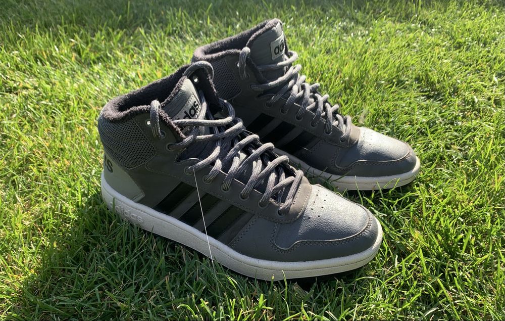 Чоловічі кросівки adidas hoops 2.0